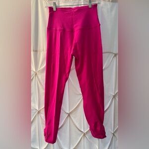Kate Spade + Beyond Yoga Capri Leggings with cute bows, Bright Pink, Size Medium